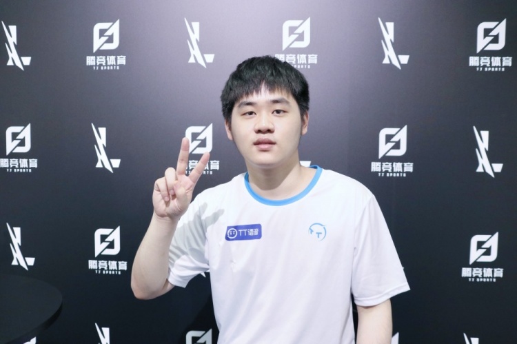 与10号位 与10号位